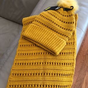 Brand New Hat/scarf